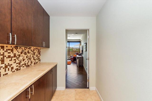 11 Vista Loma Drive, Rancho Mirage CA: https://media.crmls.org/mediaz/7893dd2c-2399-46f7-b4ef-bba3d0e1f98a.jpg