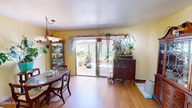 232 Gazania Court, Thousand Oaks CA: https://media.crmls.org/mediaz/7893ed81-42e3-464d-834b-f9c4173e6fb0.jpg