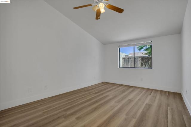 835 Villa Ter, Brentwood CA: https://media.crmls.org/mediaz/7893f44f-ecbb-42c6-9bcd-4c4bc4521d58.jpg