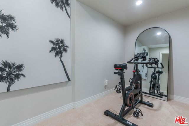 7100 Playa Vista Drive, Playa Vista CA: https://media.crmls.org/mediaz/789406d3-e702-438f-be34-8f51c1d310fa.jpg