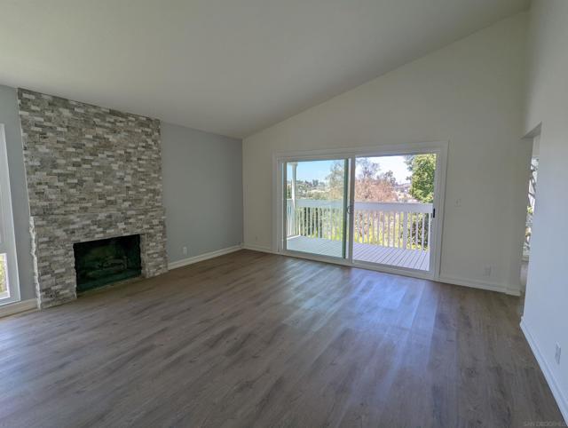 9347 Kahlua Way, Spring Valley CA: https://media.crmls.org/mediaz/7895956b-2e7b-4e0b-baf2-319102b51fd3.jpg