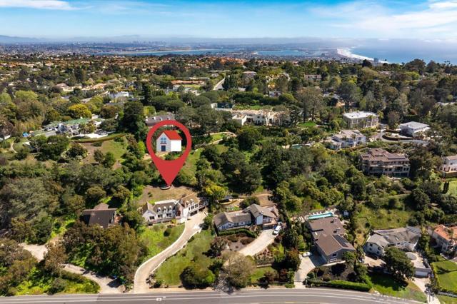 1935 Nautilus St, La Jolla CA: https://media.crmls.org/mediaz/7896090a-4c5f-47de-a950-335ed2091fc0.jpg