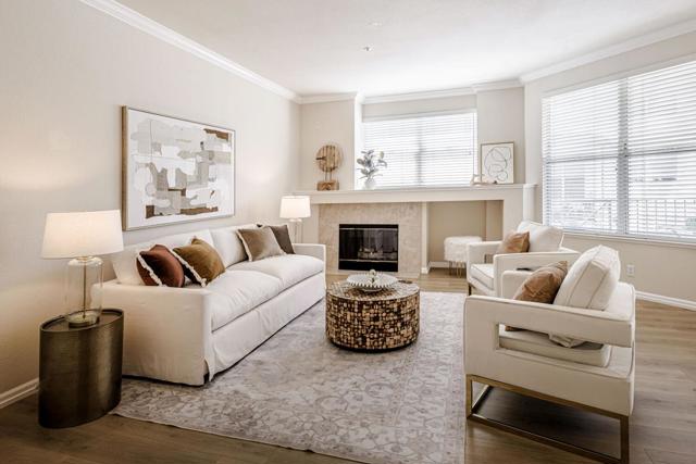 701 Baltic Circle,  CA: https://media.crmls.org/mediaz/78972995-63c4-4329-a1fe-9254bc510dee.jpg
