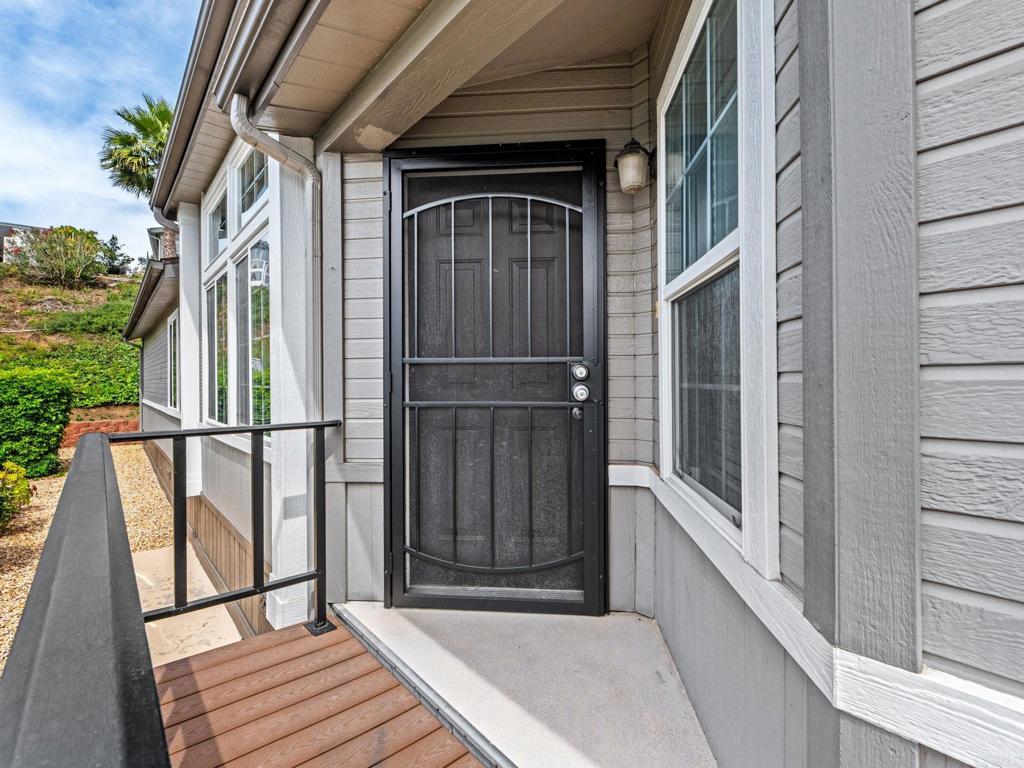 444 El Camino Real Parkway - photo 2