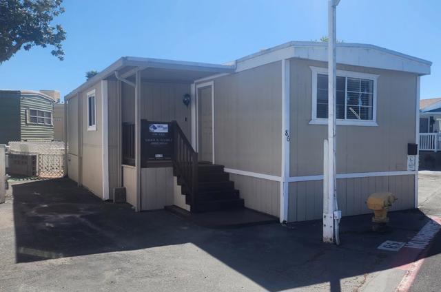 3499 E Bayshore Road, Redwood City CA: https://media.crmls.org/mediaz/789922a4-f8f5-4d37-b996-20b6fb40e3d5.jpg