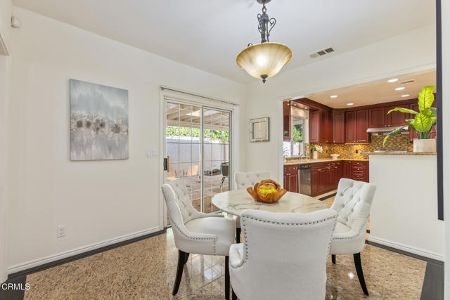 Detail Gallery Image 29 of 70 For 4926 Crown Ave, La Canada Flintridge,  CA 91011 - 3 Beds | 3/1 Baths