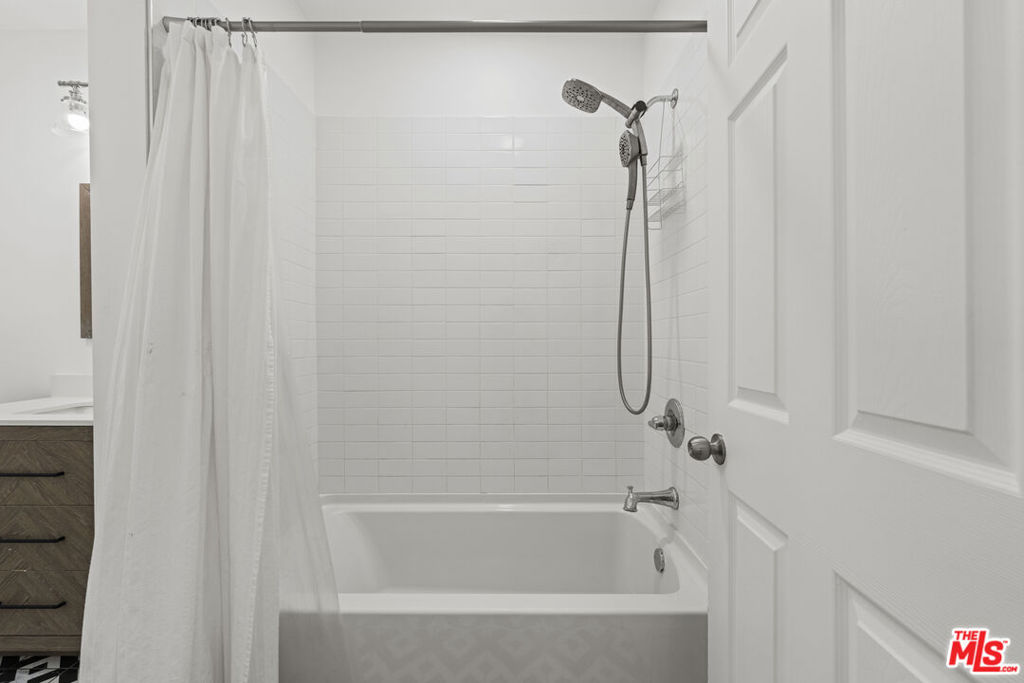 MLS #25622021 image #10