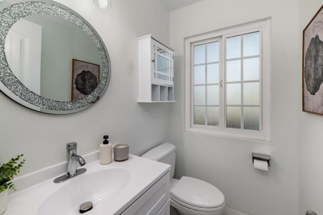 Detail Gallery Image 15 of 42 For 2175 Alta Vista Dr, Vista,  CA 92084 - 5 Beds | 3/1 Baths