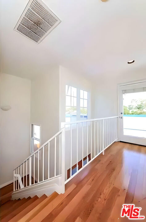 653 Marine Street photo 39