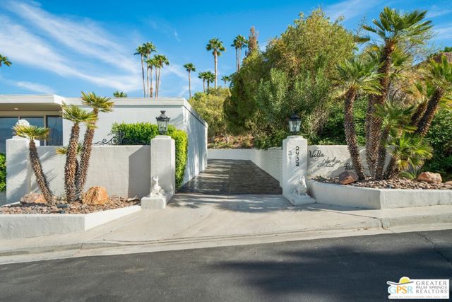 2432 Southridge Drive, Palm Springs, California 92264, 3 Bedrooms Bedrooms, ,1 BathroomBathrooms,Single Family Residence,For Sale,Southridge,24458521