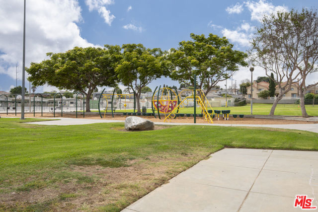 4535 W 168th Street, Lawndale CA: https://media.crmls.org/mediaz/789ca6e2-8248-408b-8876-f9faa13acfdc.jpg