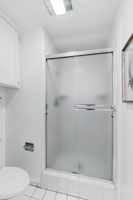 20212 Northcove Square, Cupertino CA: https://media.crmls.org/mediaz/789e11c0-00f6-4040-8b06-4827ff208b37.jpg