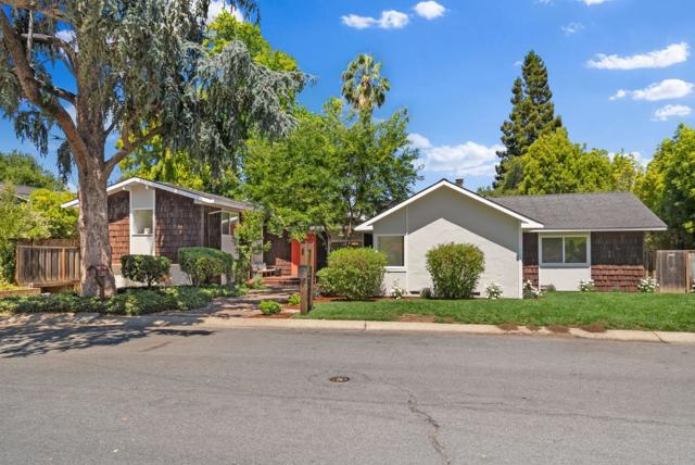 201 Yerba Buena Avenue, Los Altos CA: https://media.crmls.org/mediaz/789e3571-d05f-48dd-8c82-c3a22fb75adf.jpg