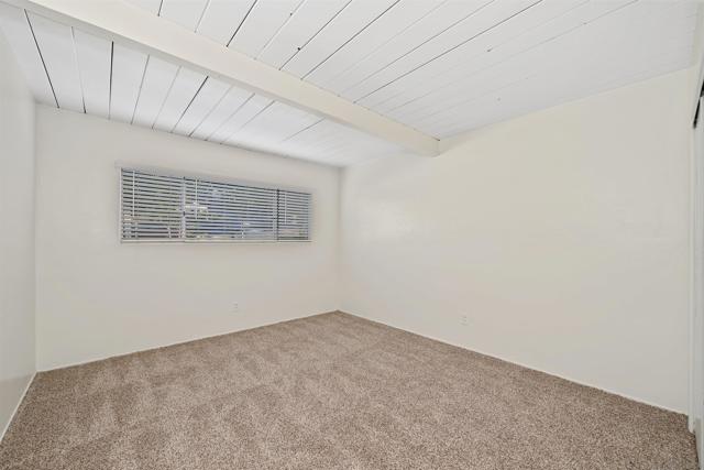 4204 06 Division St, San Diego CA: https://media.crmls.org/mediaz/789e4beb-bc2e-4f4f-a915-a5039d32943e.jpg
