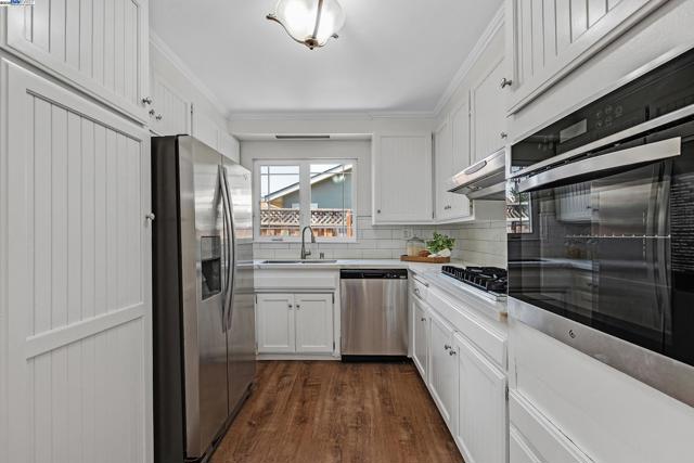 5266 Troy Ave, Fremont CA: https://media.crmls.org/mediaz/789ff1c5-bafa-45b9-8290-3aafc25ddc8f.jpg