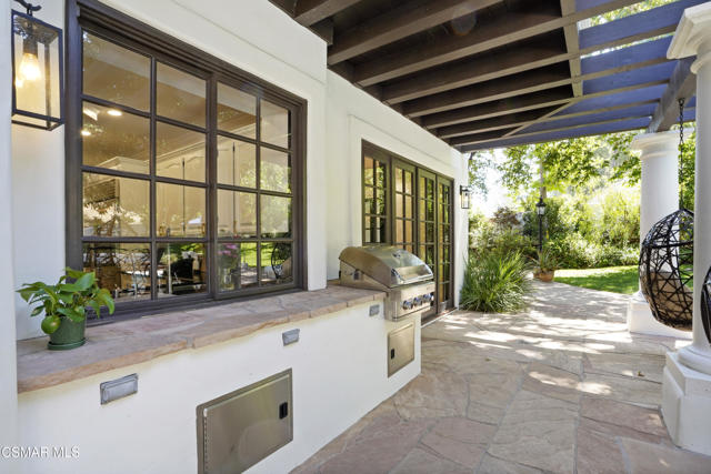 29270 Wagon Road, Agoura Hills CA: https://media.crmls.org/mediaz/78a006c4-be05-4147-8e22-4541f885c15b.jpg