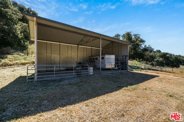 3349 Long Valley Road, Santa Ynez CA: https://media.crmls.org/mediaz/78a053a2-a93e-4f3e-811e-4fa00a04ad57.jpg