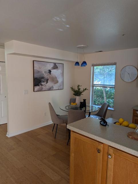 805 N San Antonio Road, Los Altos CA: https://media.crmls.org/mediaz/78a0c9bb-c2e1-4017-b212-6426bebe7caf.jpg