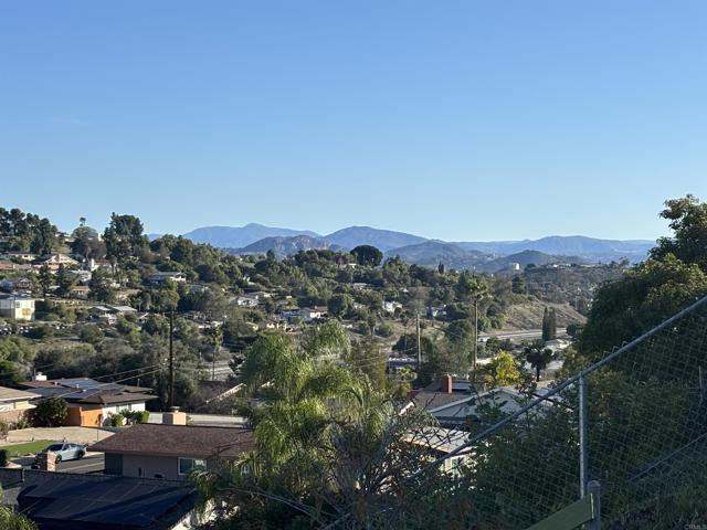 Detail Gallery Image 33 of 60 For 10050 Cristobal Dr, Spring Valley,  CA 91977 - 5 Beds | 2 Baths