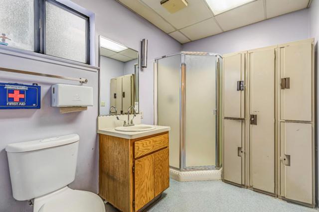 10012 N Foothill Boulevard, Cupertino CA: https://media.crmls.org/mediaz/78a4d886-d286-4643-b331-feabe53f6bba.jpg