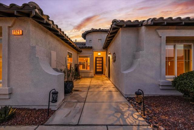 1121 Palmas, Palm Springs CA: https://media.crmls.org/mediaz/78a532f0-c2f6-4a05-b2cf-05bc3a2c5085.jpg