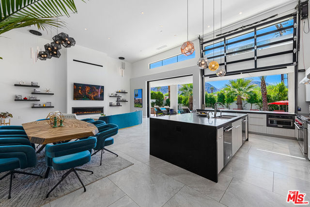 78155 Calle Cadiz, La Quinta CA: https://media.crmls.org/mediaz/78a572e7-c0d6-4ede-a2f5-2c26a45a25e7.jpg