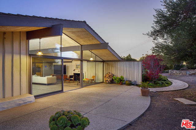 87 Vientos Road photo 32