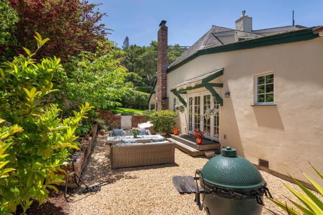 2820 Adeline Drive, Burlingame CA: https://media.crmls.org/mediaz/78a62f78-8bc9-42b4-b8e9-fd0e7c2cb1d9.jpg