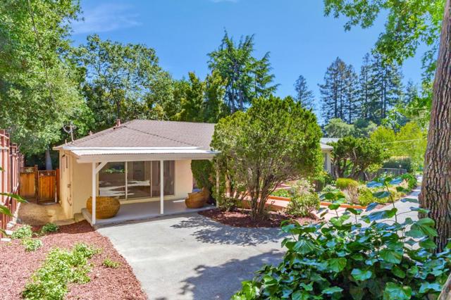 20335 Saratoga Los Gatos Road, Saratoga CA: https://media.crmls.org/mediaz/78a64074-a96c-4f9d-b731-a36cd847c429.jpg