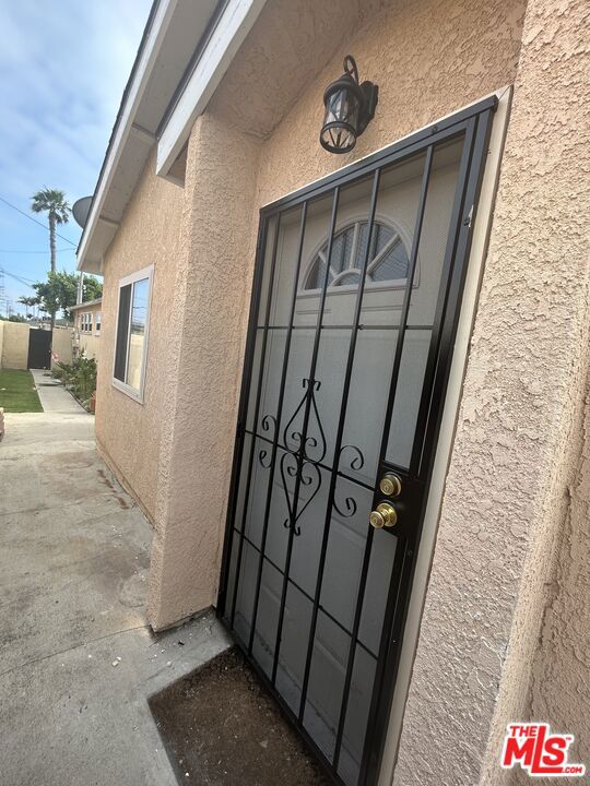 MLS# 23282519