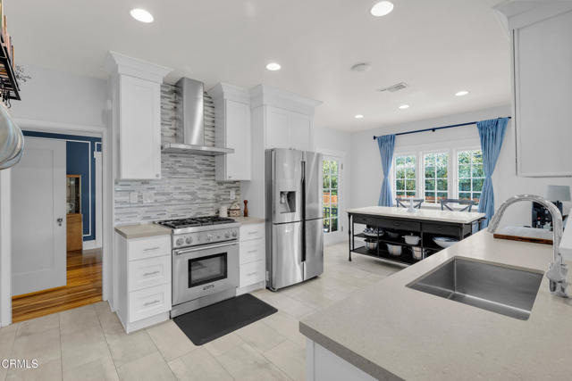 Detail Gallery Image 11 of 35 For 863 N Hill Ave, Pasadena,  CA 91104 - 4 Beds | 3 Baths