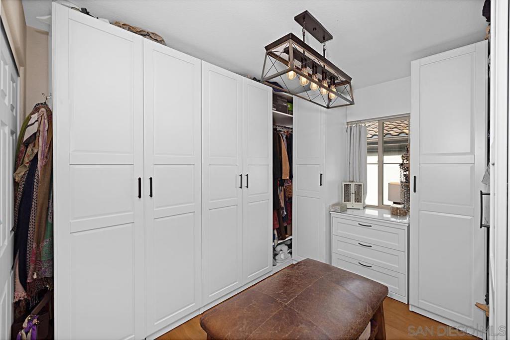 MLS #250040361SD image #31