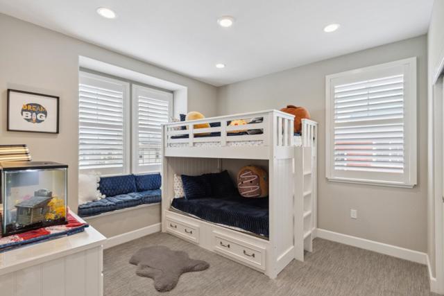2610 Lighthouse Lane, Marina CA: https://media.crmls.org/mediaz/78a8d58b-e444-4f45-a533-00932affe82e.jpg