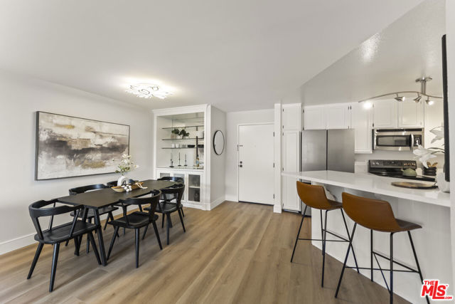 4589 Via Marisol, Los Angeles CA: https://media.crmls.org/mediaz/78aa36f6-c9e6-4ed4-a38f-475ea36de2f6.jpg