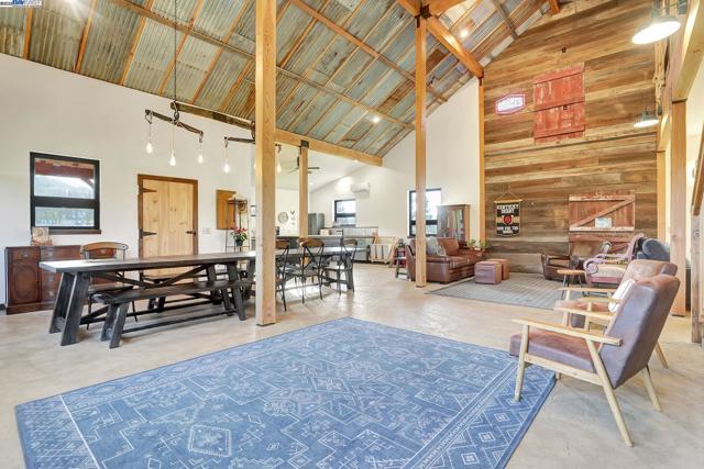 5135 Andrade Rd, Sunol CA: https://media.crmls.org/mediaz/78aae214-6c79-424a-a599-e78f8875251a.jpg