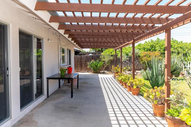 Detail Gallery Image 38 of 51 For 10762 via Del Sol, Spring Valley,  CA 91978 - 4 Beds | 2 Baths