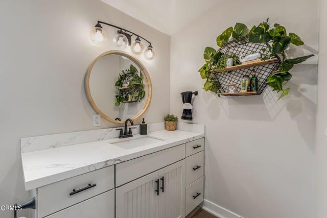 Detail Gallery Image 25 of 54 For 3880 Loma Vista Rd, Ventura,  CA 93003 - 3 Beds | 3 Baths