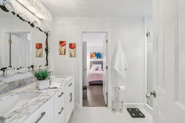 5310 E Lakeshore, San Ramon CA: https://media.crmls.org/mediaz/78ad0a0b-4bb1-4eba-9d13-10c7390a4d2d.jpg