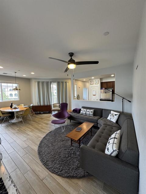 1614 Sanderling Avenue, Chula Vista CA: https://media.crmls.org/mediaz/78ad8572-0662-40ca-b64c-2f945a929d43.jpg