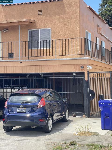 143 20Th St, Richmond CA: https://media.crmls.org/mediaz/78ae2697-e43c-4534-a65e-cb753ea901f9.jpg