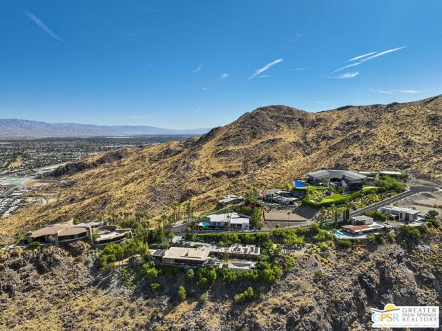 2432 Southridge Drive, Palm Springs, California 92264, 3 Bedrooms Bedrooms, ,1 BathroomBathrooms,Single Family Residence,For Sale,Southridge,24458521