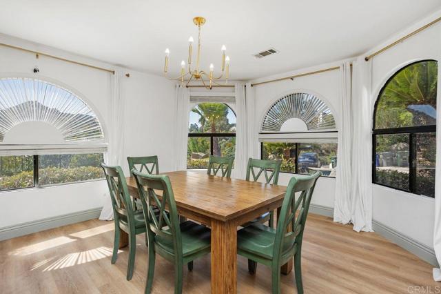 23742 Calistoga Pl, Ramona CA: https://media.crmls.org/mediaz/78b096a1-ddcd-489a-bc6d-ac8db9307910.jpg