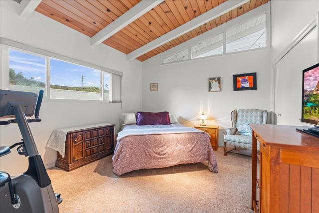 640 Rio Del Mar Boulevard, Aptos CA: https://media.crmls.org/mediaz/78b1ef70-cdb6-423e-83fb-0e654cf51f59.jpg