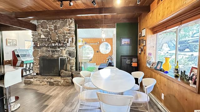 52143 Acorn Lane, Idyllwild CA: https://media.crmls.org/mediaz/78b3f064-d5fb-4a7d-9c99-38c5650ab472.jpg