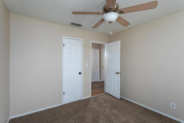 3143 Cindy Avenue, Clovis CA: https://media.crmls.org/mediaz/78b49ec1-7918-4d71-ae92-16b1f0c897a5.jpg