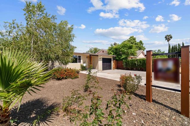 10070 Lyndale Avenue, San Jose CA: https://media.crmls.org/mediaz/78b53749-bf03-4c42-8abc-a3f5df0421fd.jpg