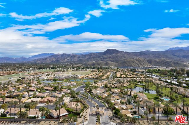 69385 Avenida De Las Montanas, Cathedral City CA: https://media.crmls.org/mediaz/78b5ac2b-2a15-4235-a44e-b62fa6ccae42.jpg