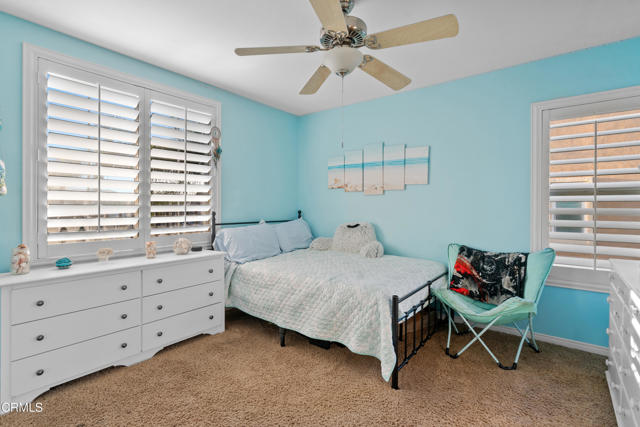 490 Peter Place, Simi Valley CA: https://media.crmls.org/mediaz/78b61934-ba9d-4b60-a7a4-3b19b9e88e7a.jpg