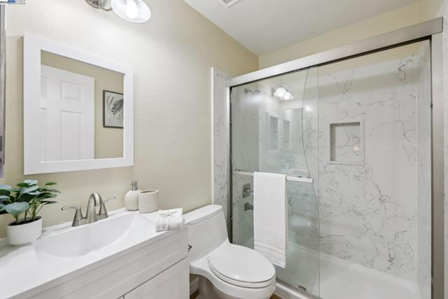 34627 Pueblo Terrace, Fremont CA: https://media.crmls.org/mediaz/78b6934a-aabd-4492-9457-3c16363b3877.jpg