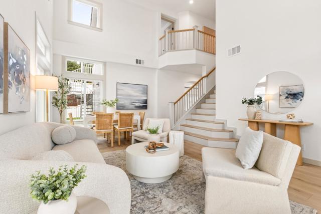 26 Driftwood Court, Pacifica CA: https://media.crmls.org/mediaz/78b6b4be-596a-440b-9309-085ea1ebcd12.jpg